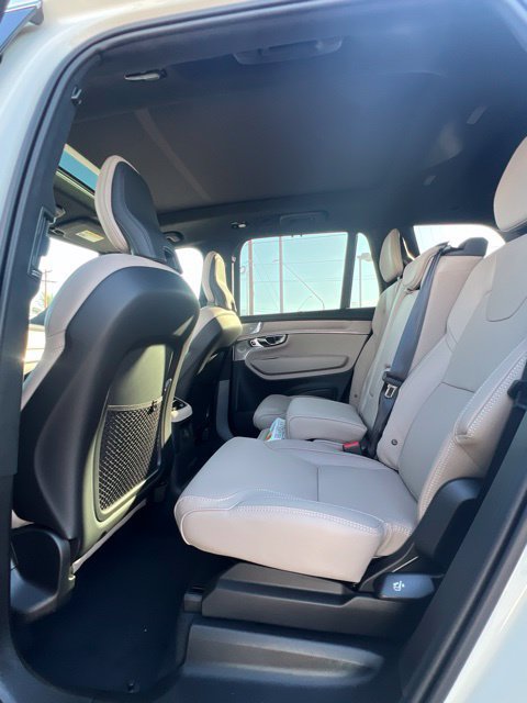 New 2026 Volvo XC90 T8 Ultra w/ Lounge Package AWD/4WD image 27