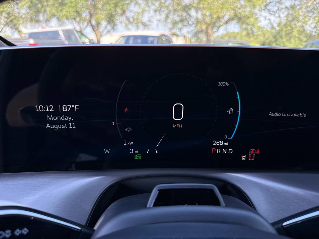 New 2026 Cadillac Vistiq Sport w/ LPO, Floor Liner Package image 28