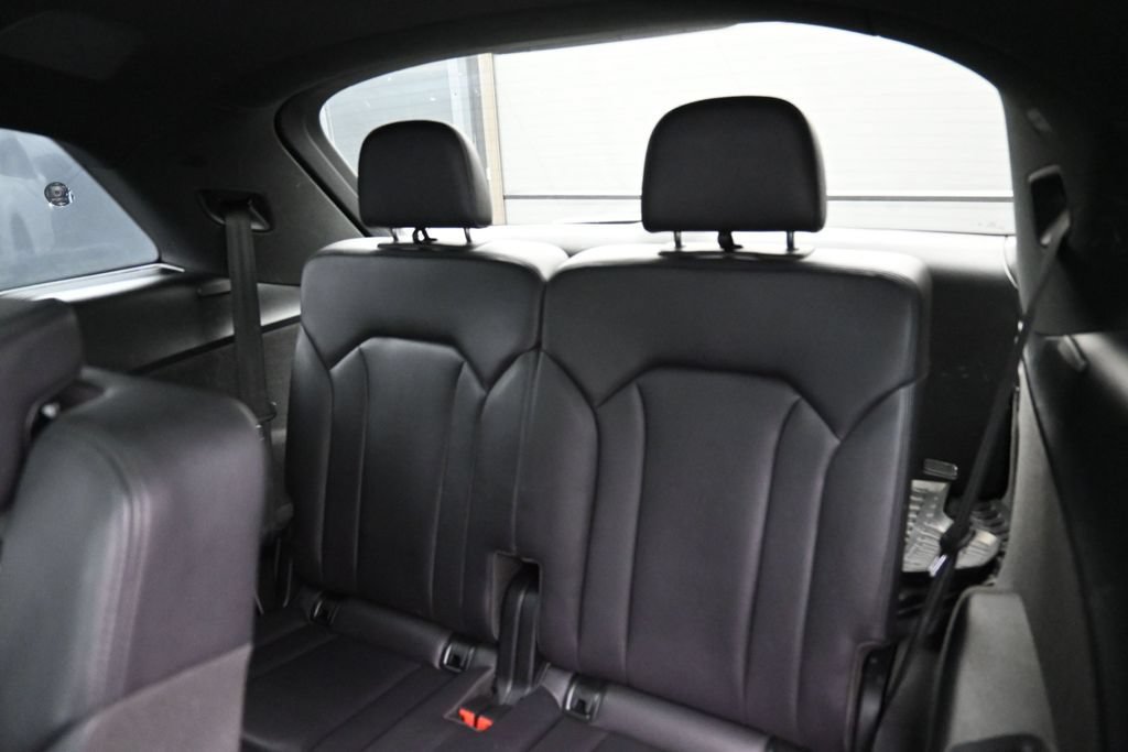 Used 2018 Audi Q7 3.0T Premium Plus AWD/4WD image 31