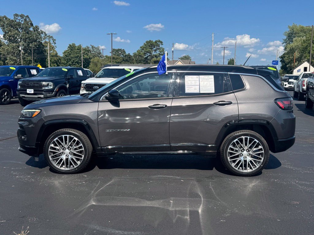 Used 2022 Jeep Compass Limited w/ Elite Group AWD/4WD image 28