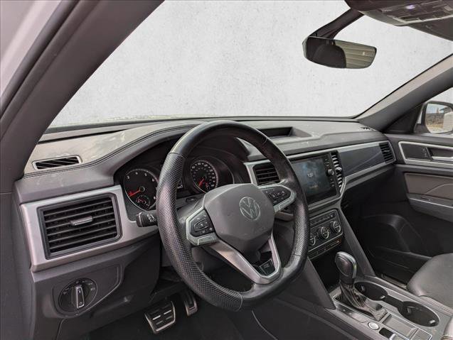 Used 2021 Volkswagen Atlas Cross Sport SE w/ Panoramic Sunroof Package image 12