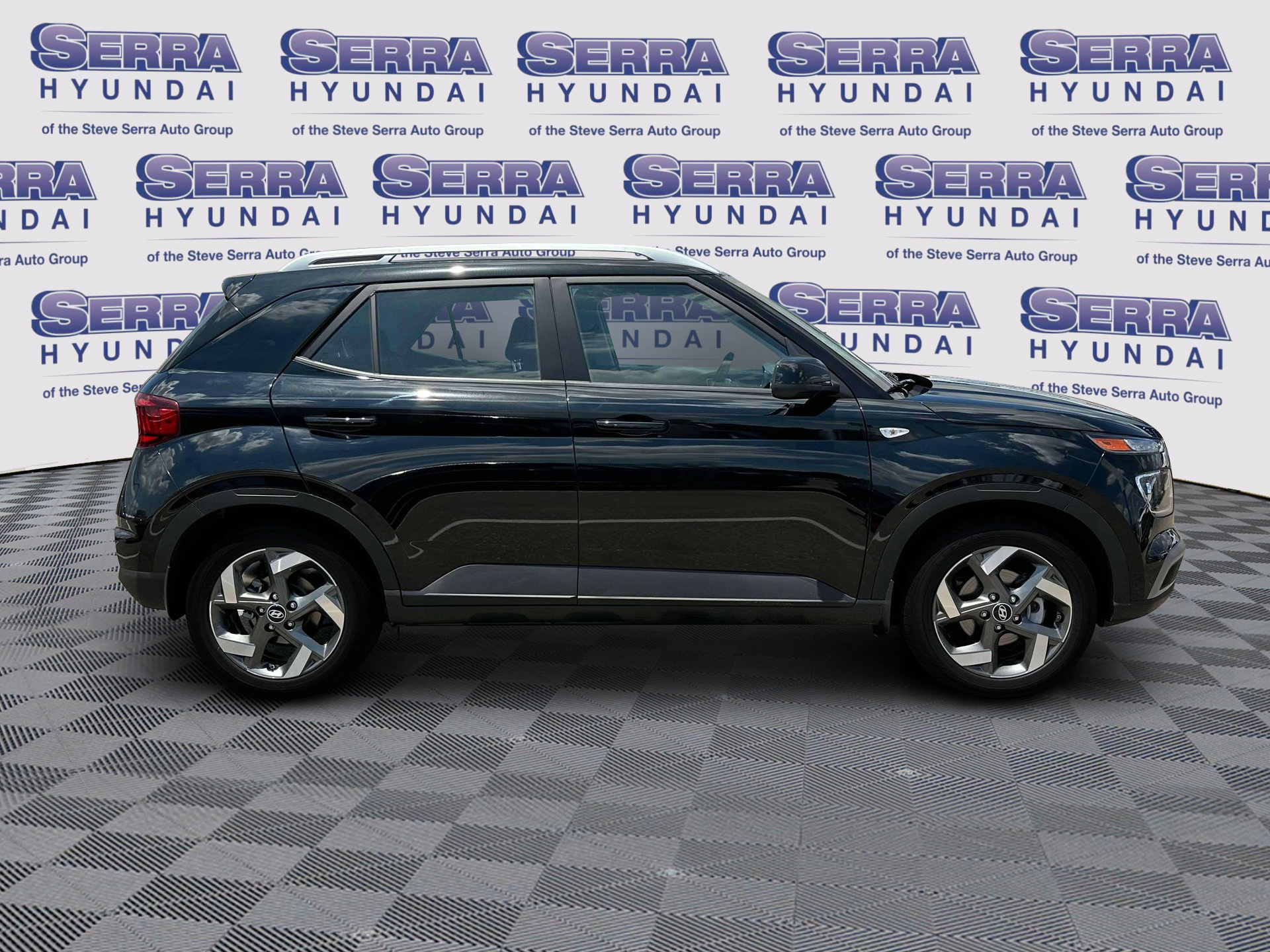 New 2025 Hyundai Venue SEL FWD image 26