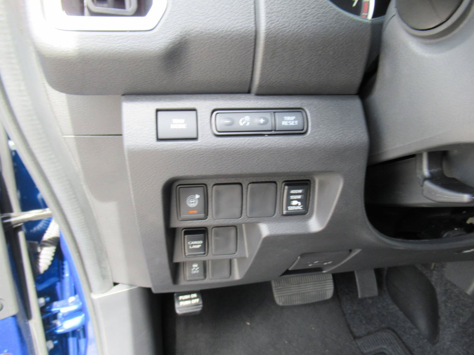 Used 2026 Nissan Frontier SV w/ SV Convenience Package RWD image 16