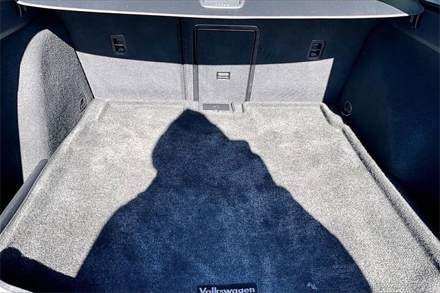 Used 2018 Volkswagen Golf Alltrack SEL image 26