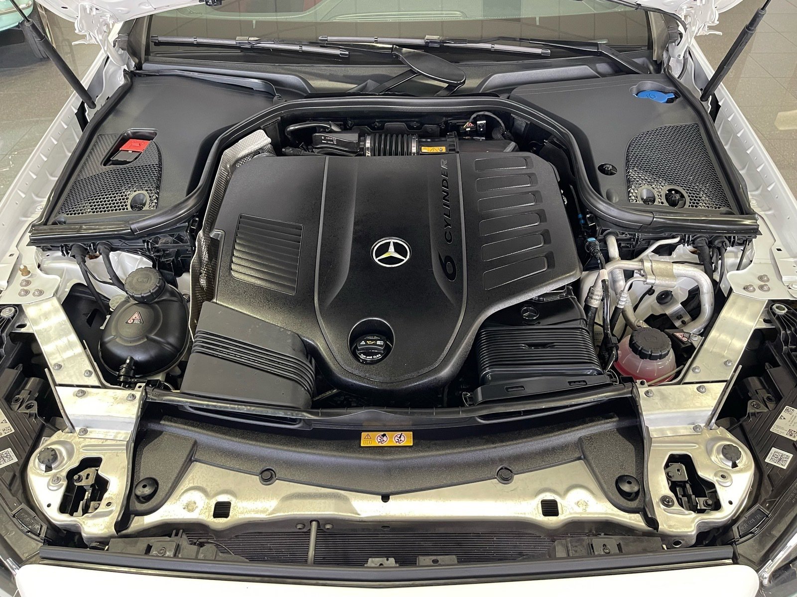 Used 2023 Mercedes-Benz E 450 Coupe w/ AMG Line image 36
