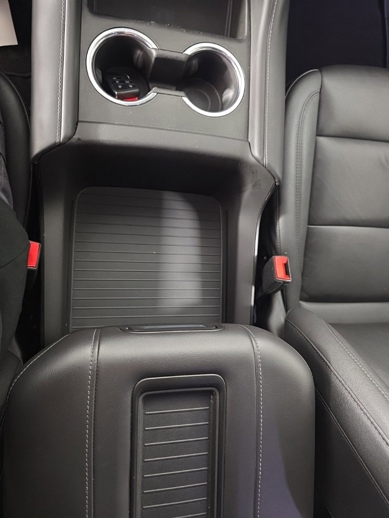 Used 2023 Chevrolet Tahoe Z71 w/ Luxury Package image 24