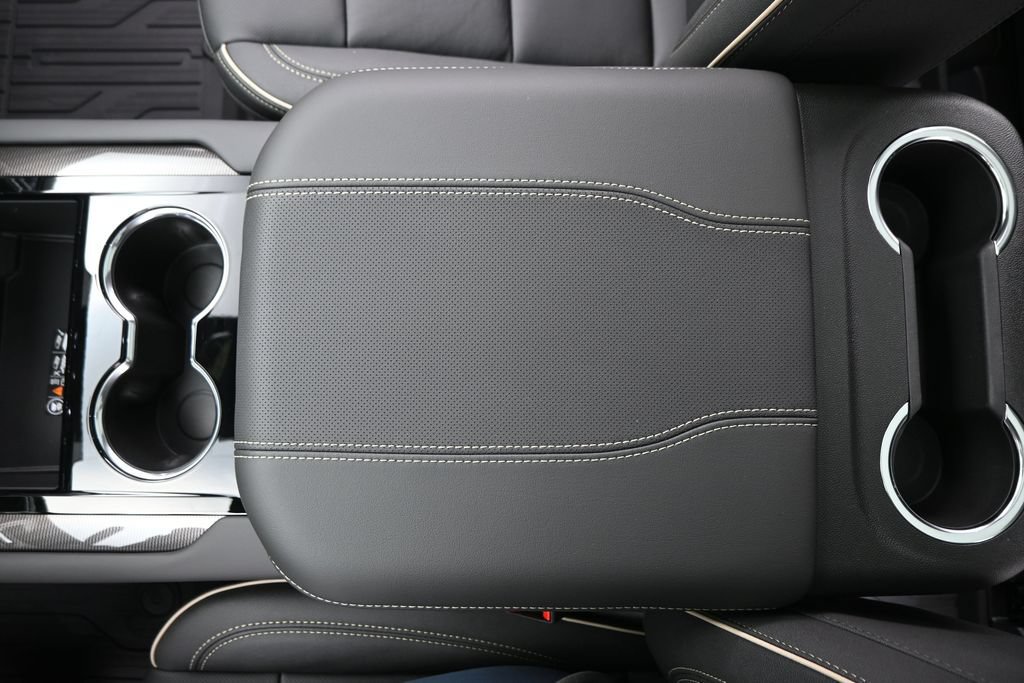 New 2027 GMC Yukon XL Elevation AWD/4WD image 14