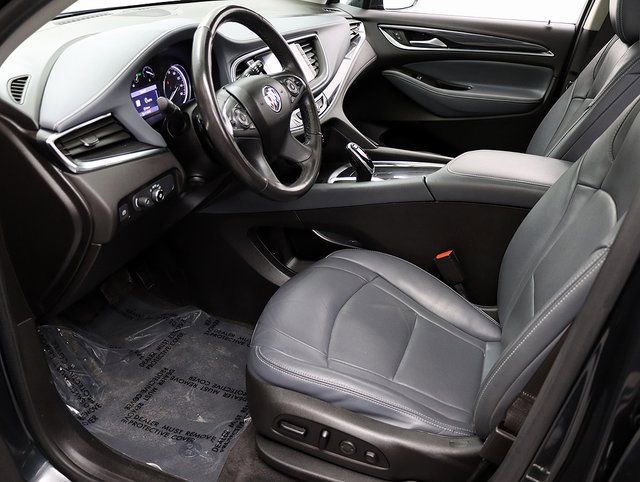 Used 2020 Buick Enclave Premium w/ Sun and Sites Package image 10