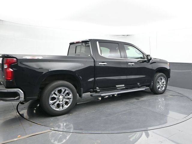 Used 2022 Chevrolet Silverado 1500 LTZ w/ LTZ Convenience Package II AWD/4WD image 2