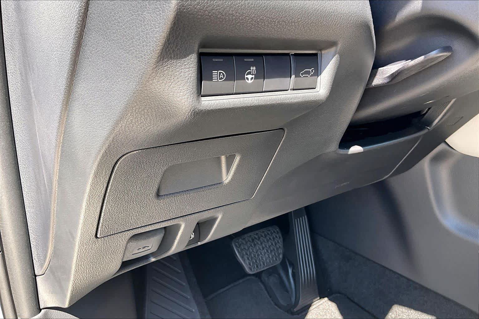 New 2026 Toyota Grand Highlander FWD image 19