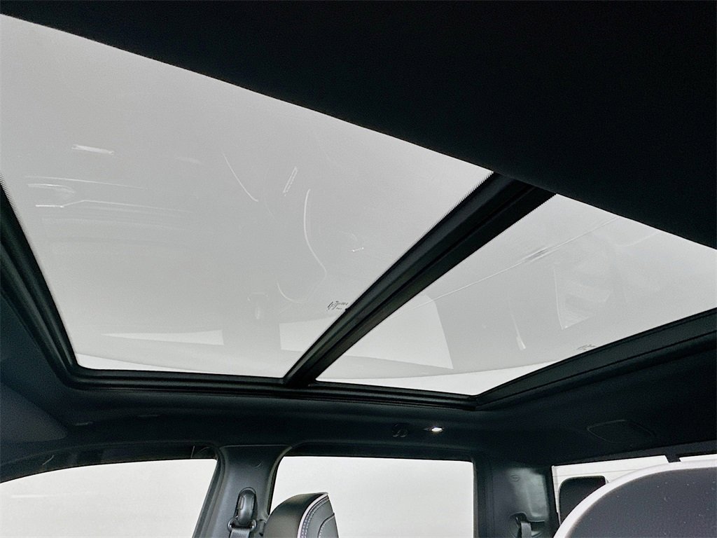 Used 2025 RAM 1500 Laramie w/ Night Edition image 21