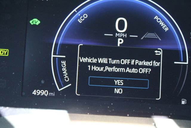 Used 2026 Toyota Camry SE w/ Multimedia Upgrade Package FWD image 21