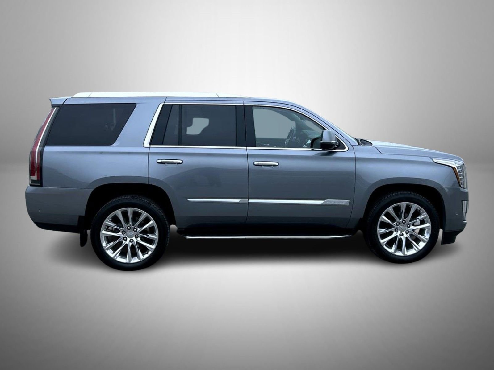 Used 2019 Cadillac Escalade Luxury image 4