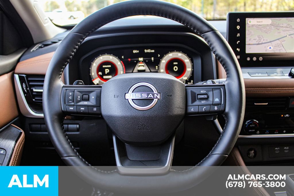 Used 2025 Nissan Rogue Platinum w/ Platinum Premium Package FWD image 25