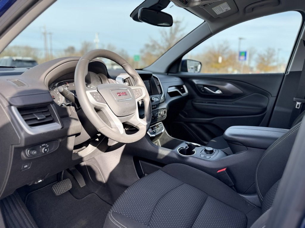 Used 2022 GMC Terrain SLE w/ Driver Convenience Package image 15