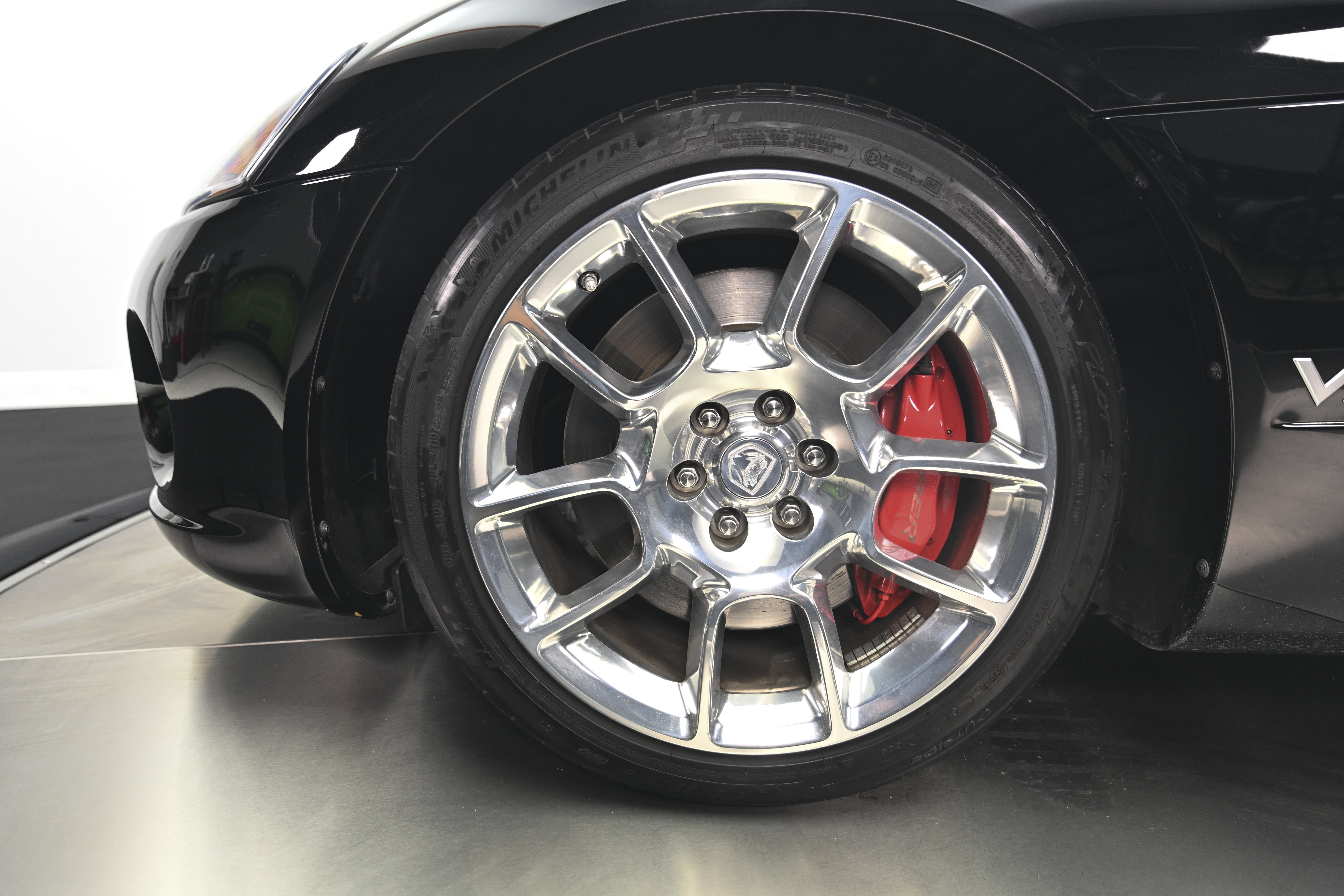 Used 2008 Dodge Viper SRT-10 RWD image 21