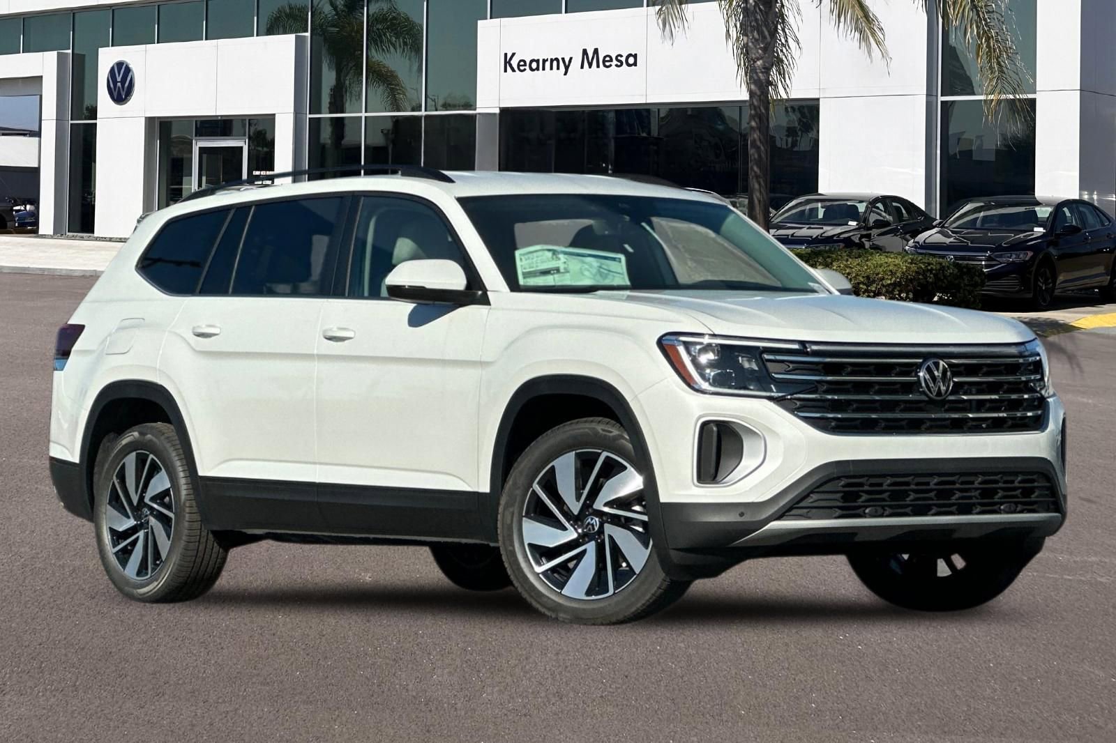New 2026 Volkswagen Atlas SE AWD/4WD image 2