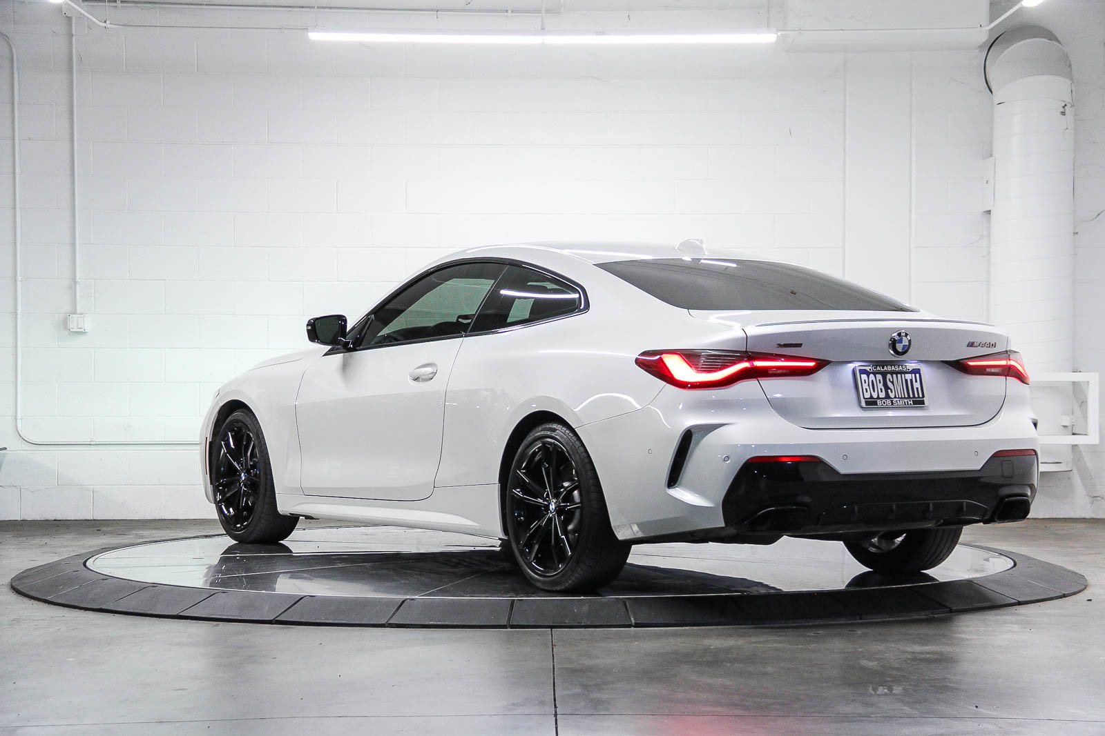 Used 2021 BMW 440i xDrive Coupe w/ Premium Package image 4