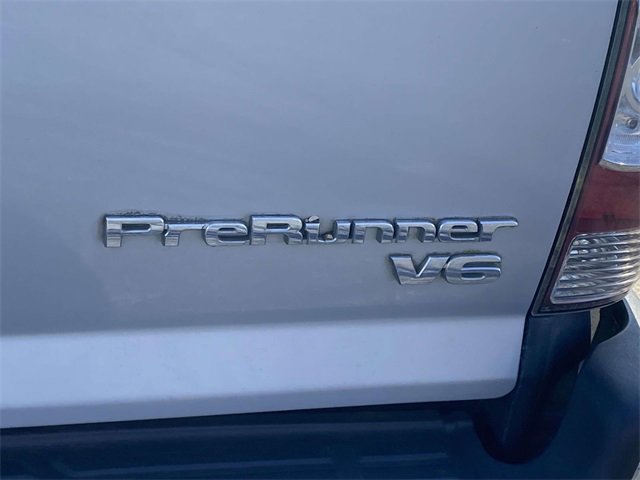 Used 2011 Toyota Tacoma PreRunner image 12