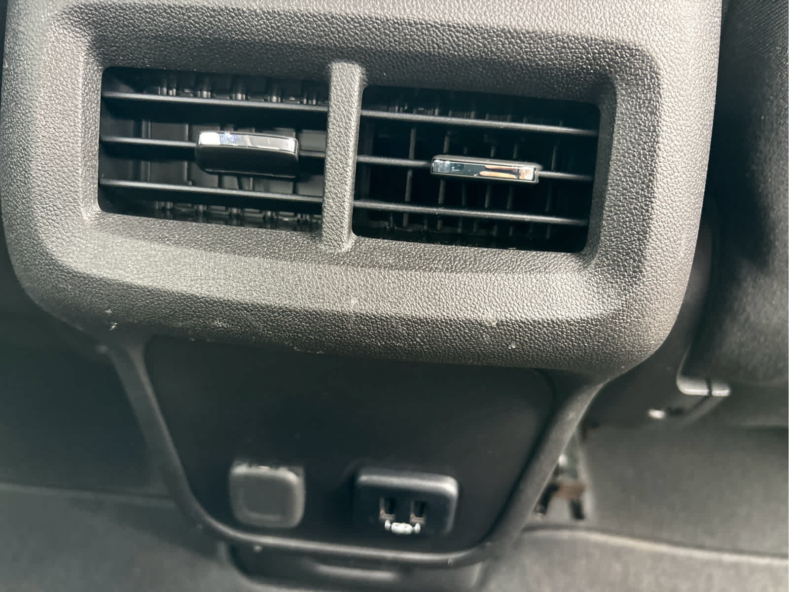 Certified 2018 Chevrolet Equinox LT w/ Sun & Infotainment Package FWD image 23