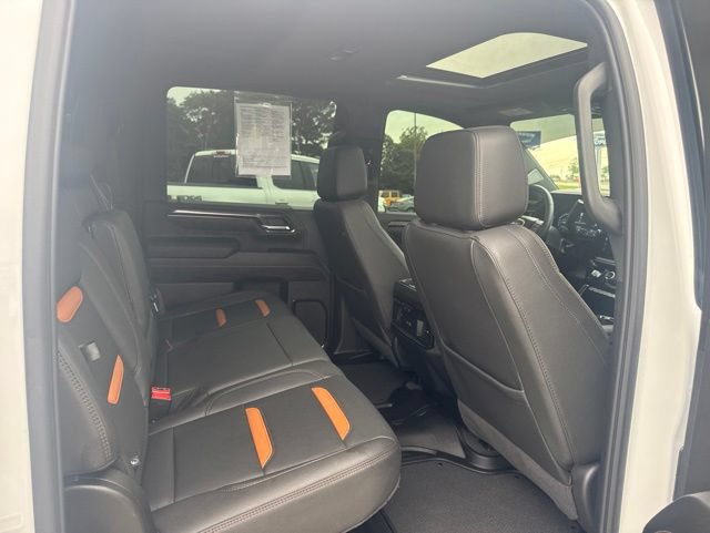 Used 2025 GMC Sierra 2500 AT4 w/ AT4 Premium Plus Package AWD/4WD image 12
