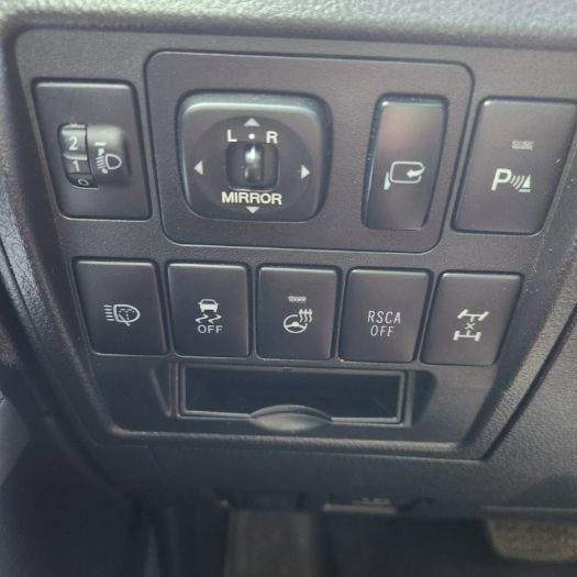Used 2013 Toyota Land Cruiser AWD/4WD image 34