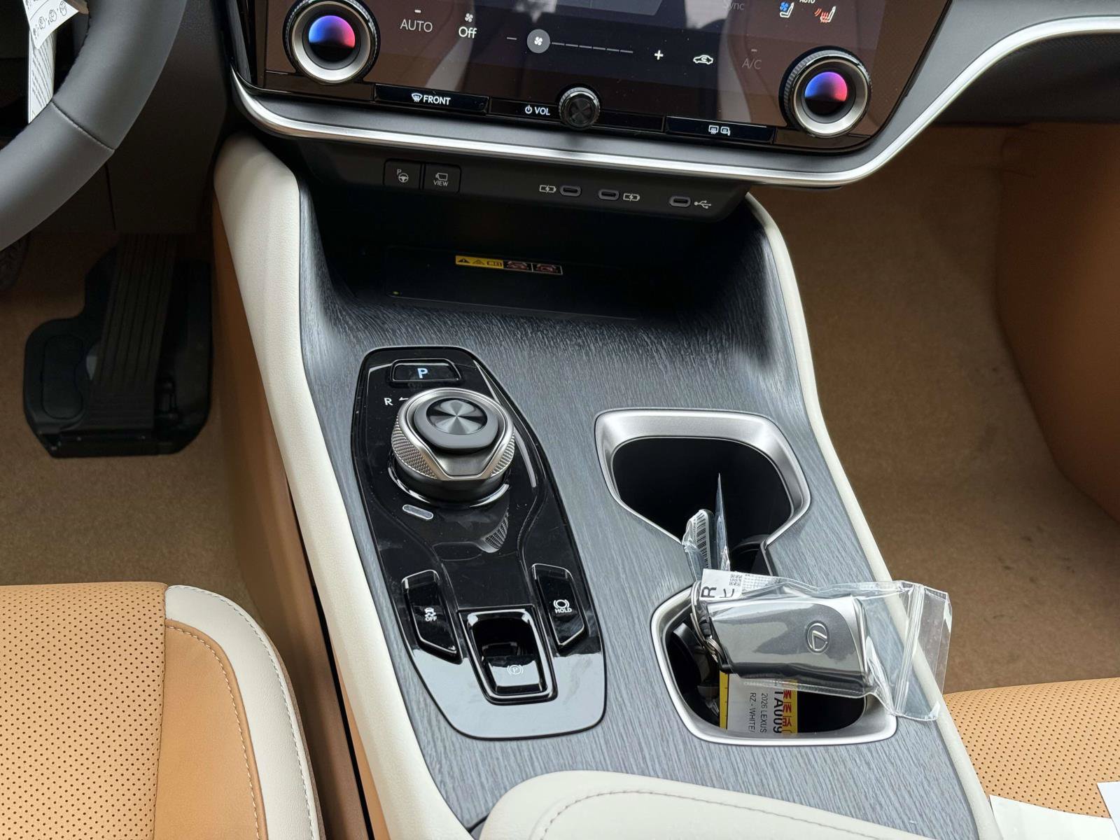 New 2026 Lexus RZ 450e AWD image 15