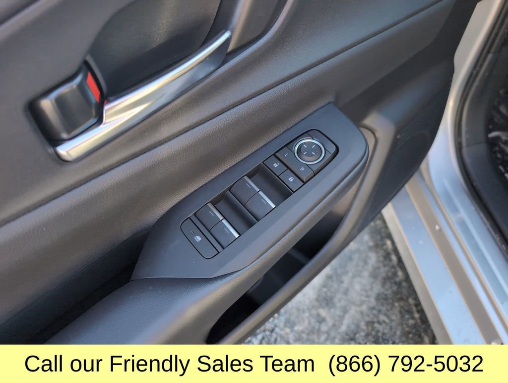 New 2026 Toyota Prius XSE image 12