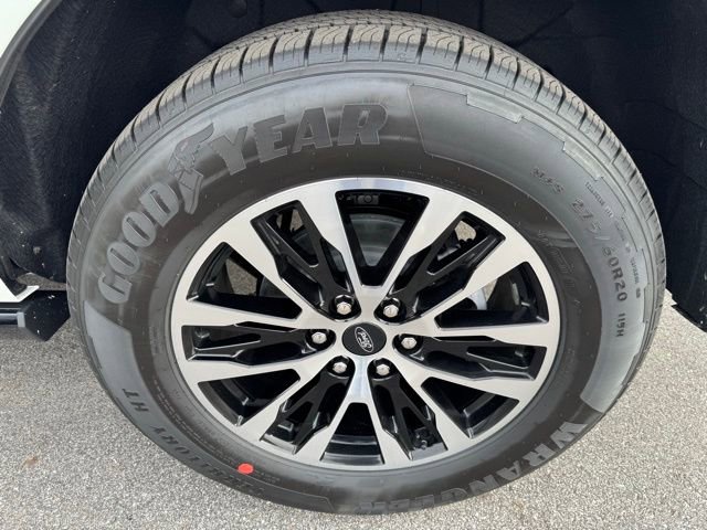 New 2025 Ford Expedition Platinum image 34