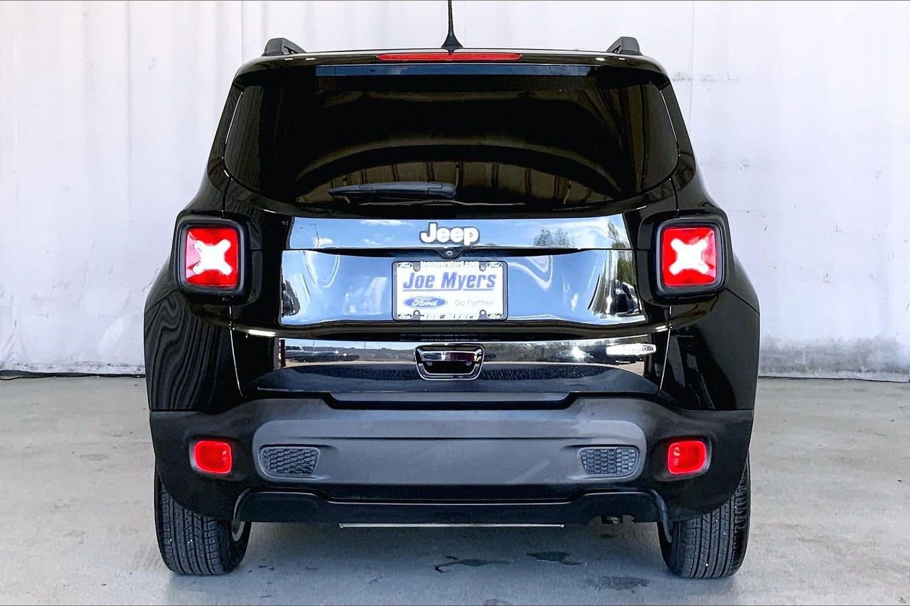 Used 2020 Jeep Renegade Latitude image 3