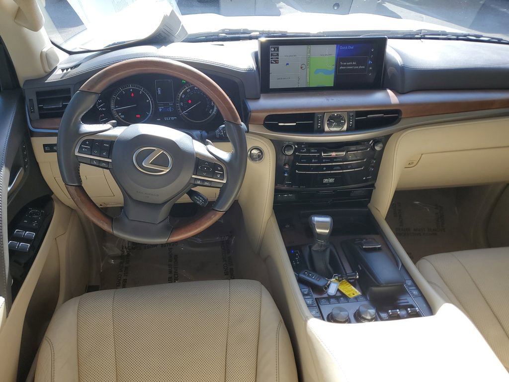 Used 2019 Lexus LX 570 4WD w/ Luxury Package image 18