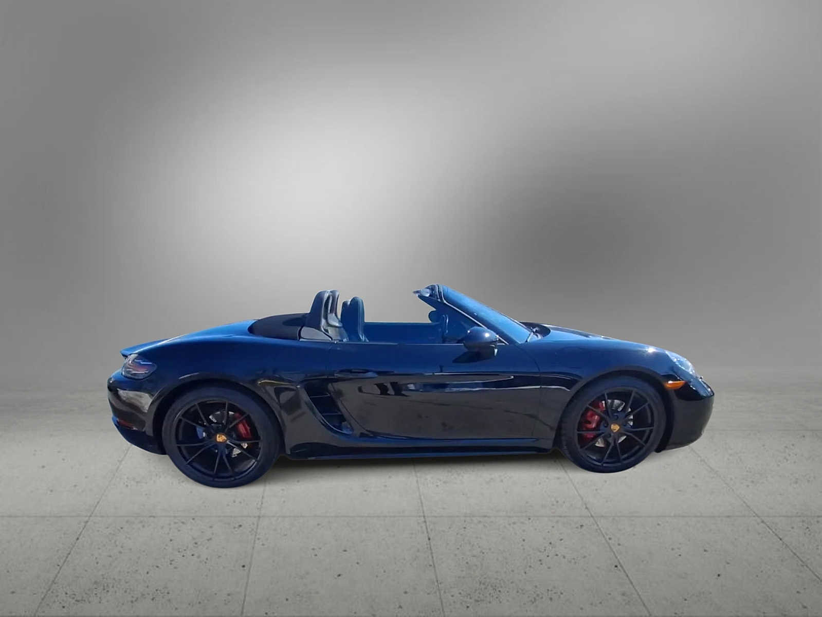 Used 2021 Porsche 718 Boxster S image 9