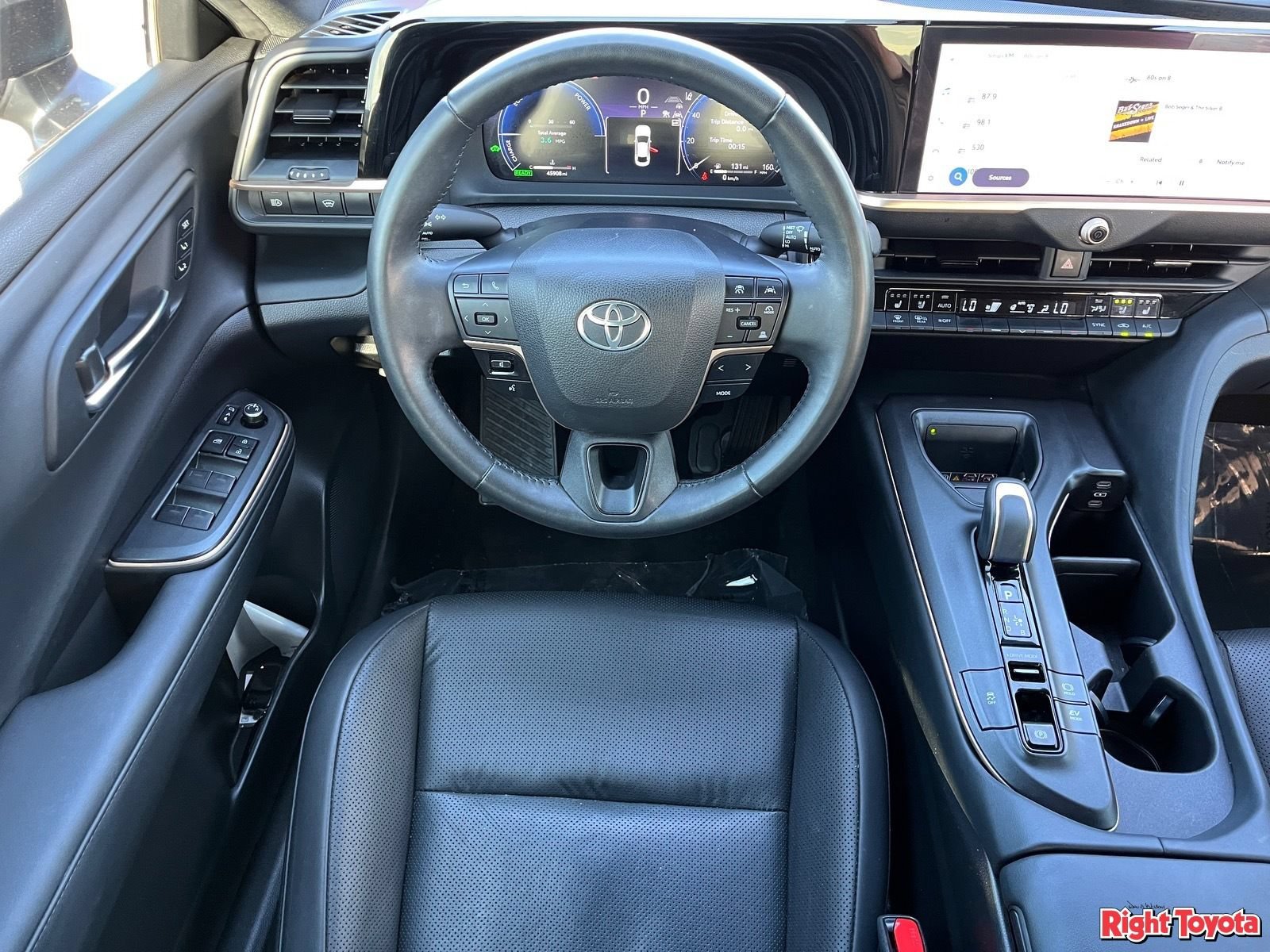Certified 2023 Toyota Crown AWD/4WD image 17