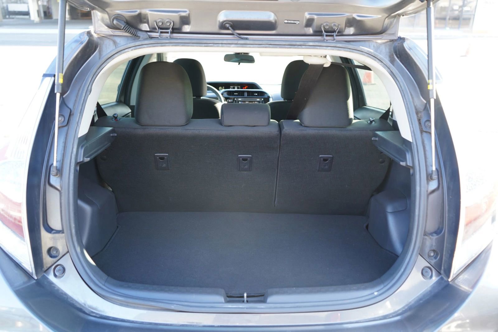 Used 2018 Toyota Prius C Three FWD image 26