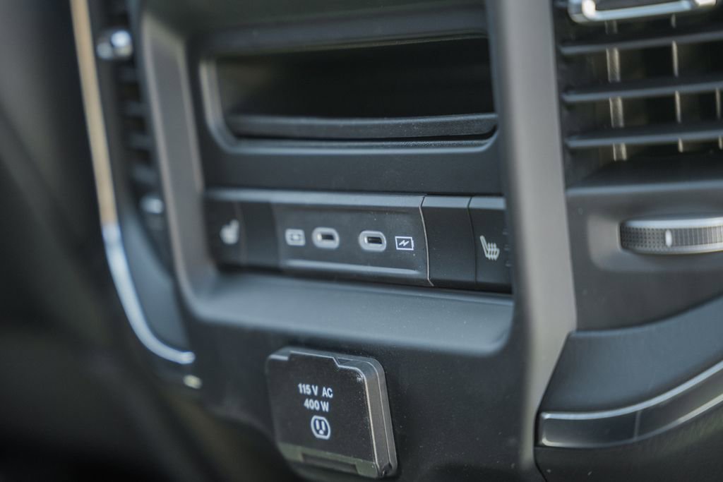 New 2026 RAM 1500 Laramie AWD/4WD image 37