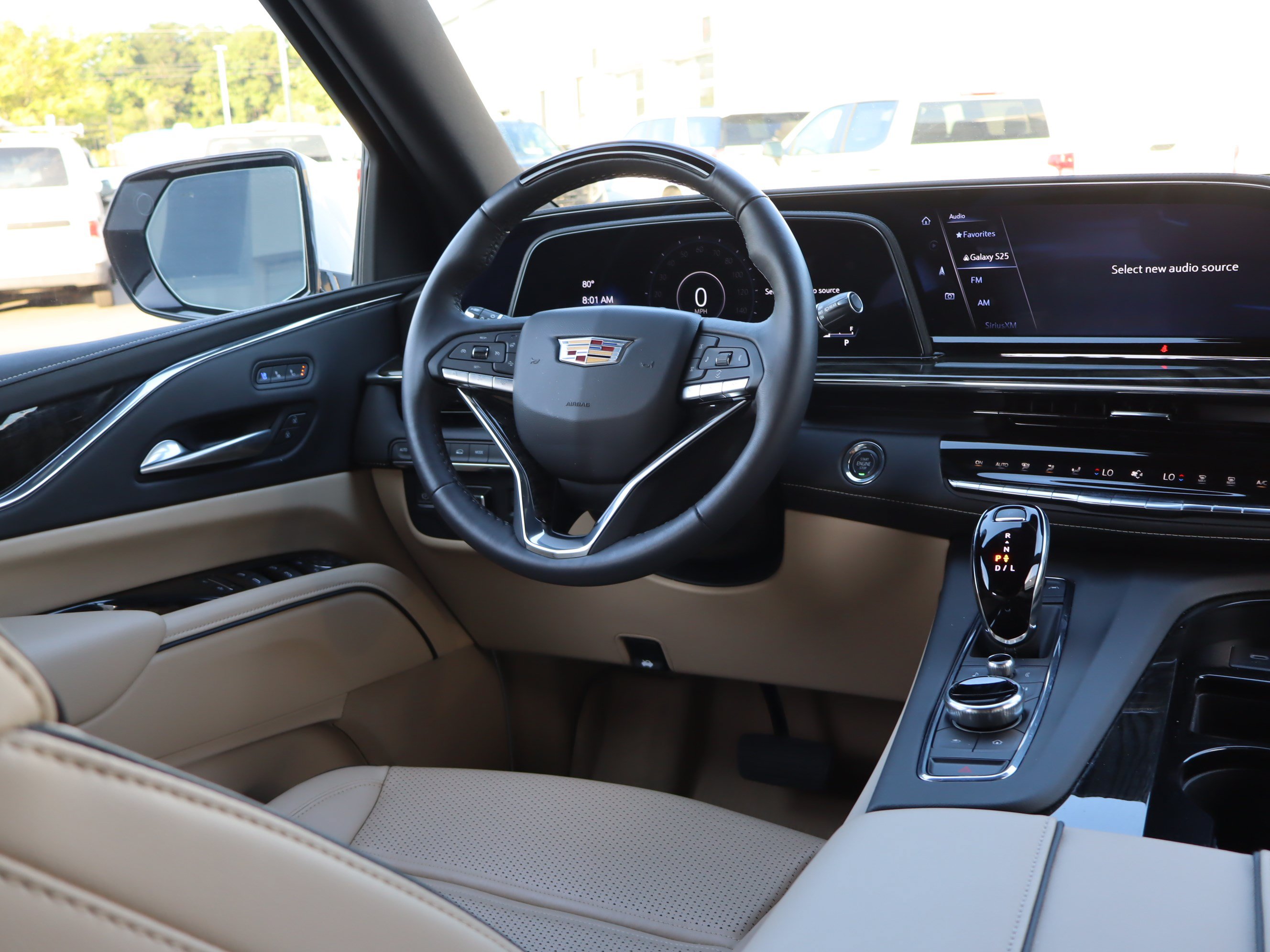 Used 2023 Cadillac Escalade Premium Luxury w/ Performance Package AWD/4WD image 15