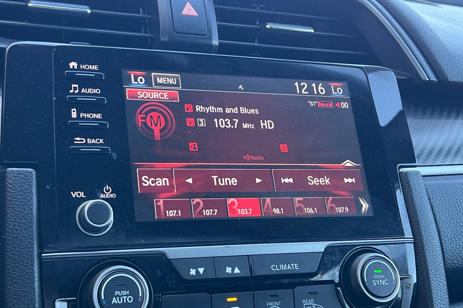 Used 2019 Honda Civic Si image 17