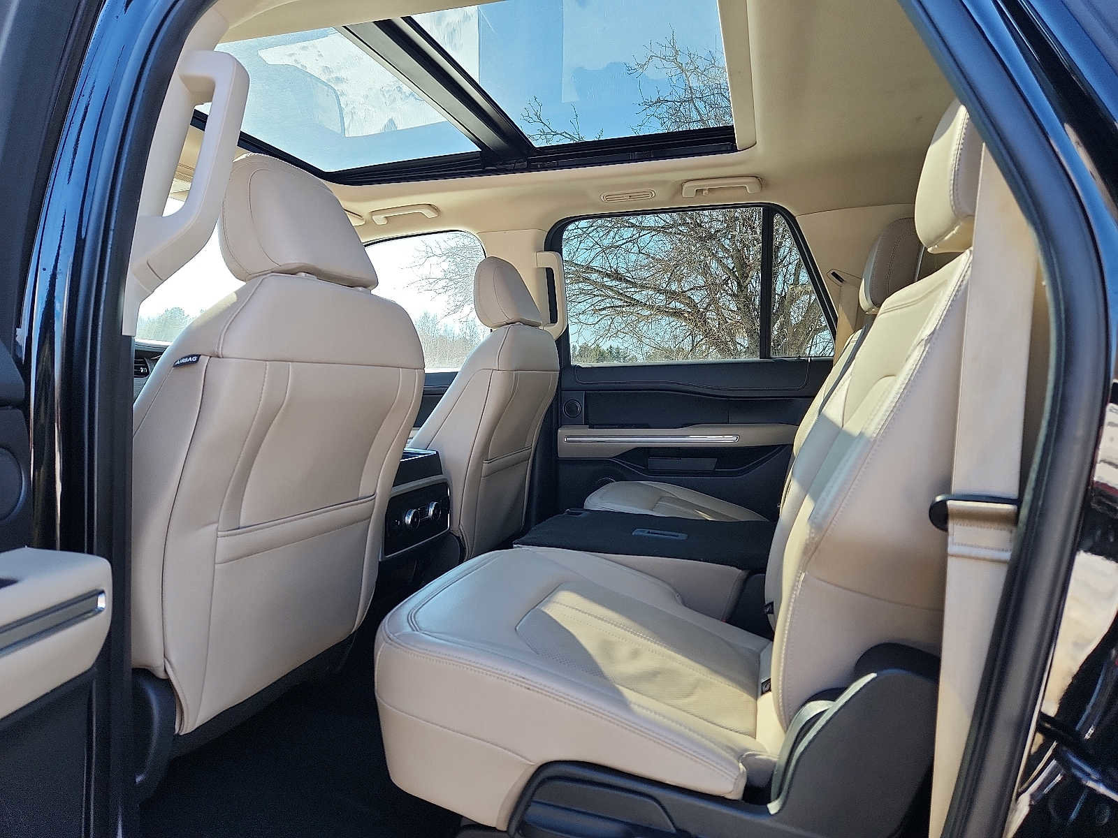 Used 2023 Ford Expedition Max Limited image 10