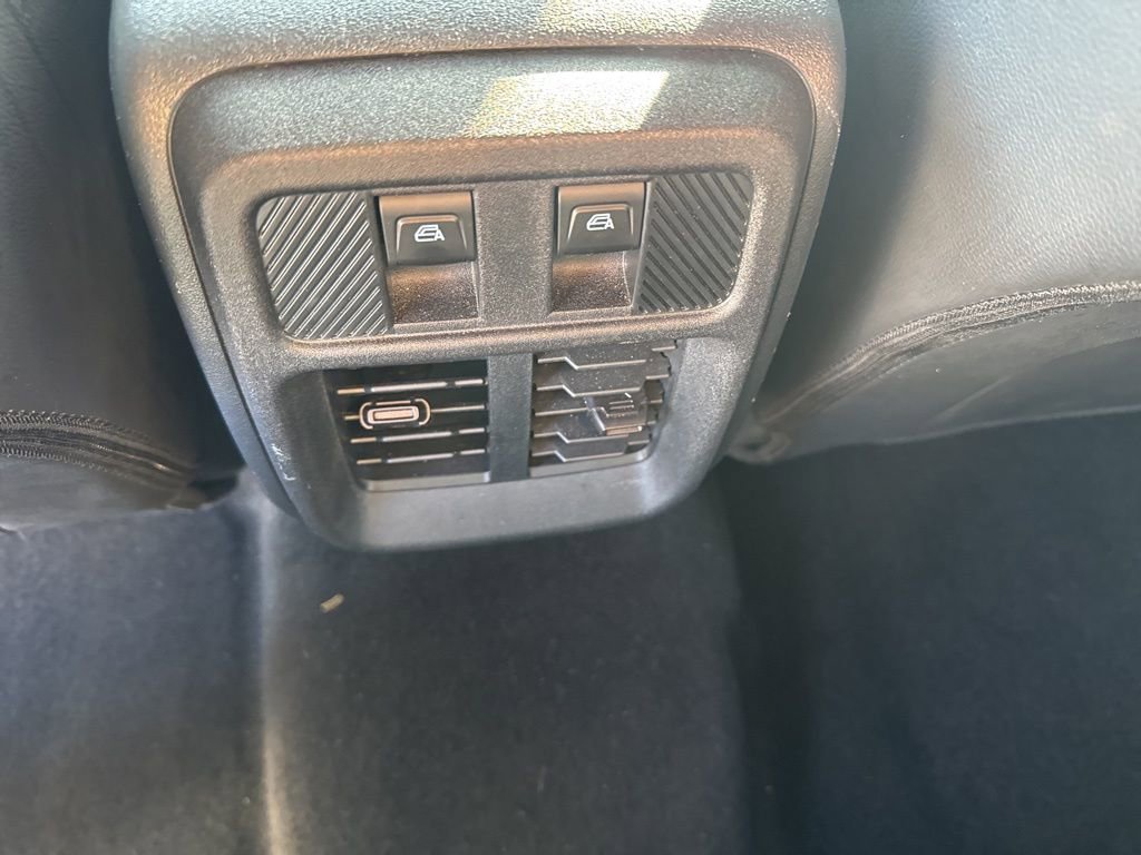 Used 2025 Ford Bronco Outer Banks image 9