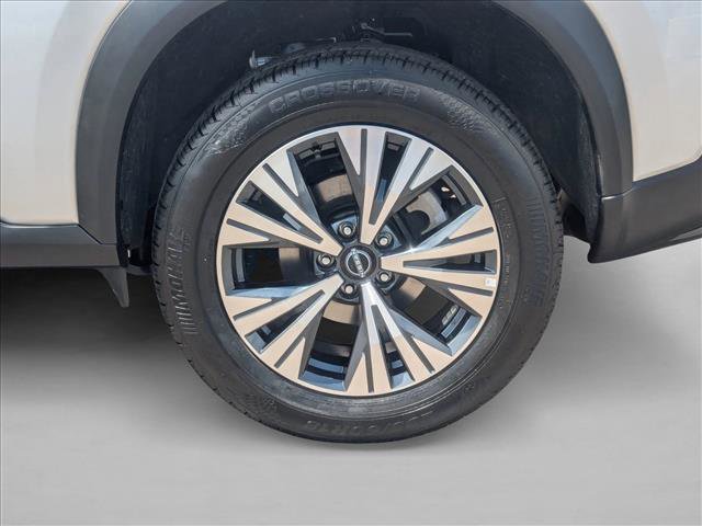 Used 2023 Nissan Rogue SV image 23