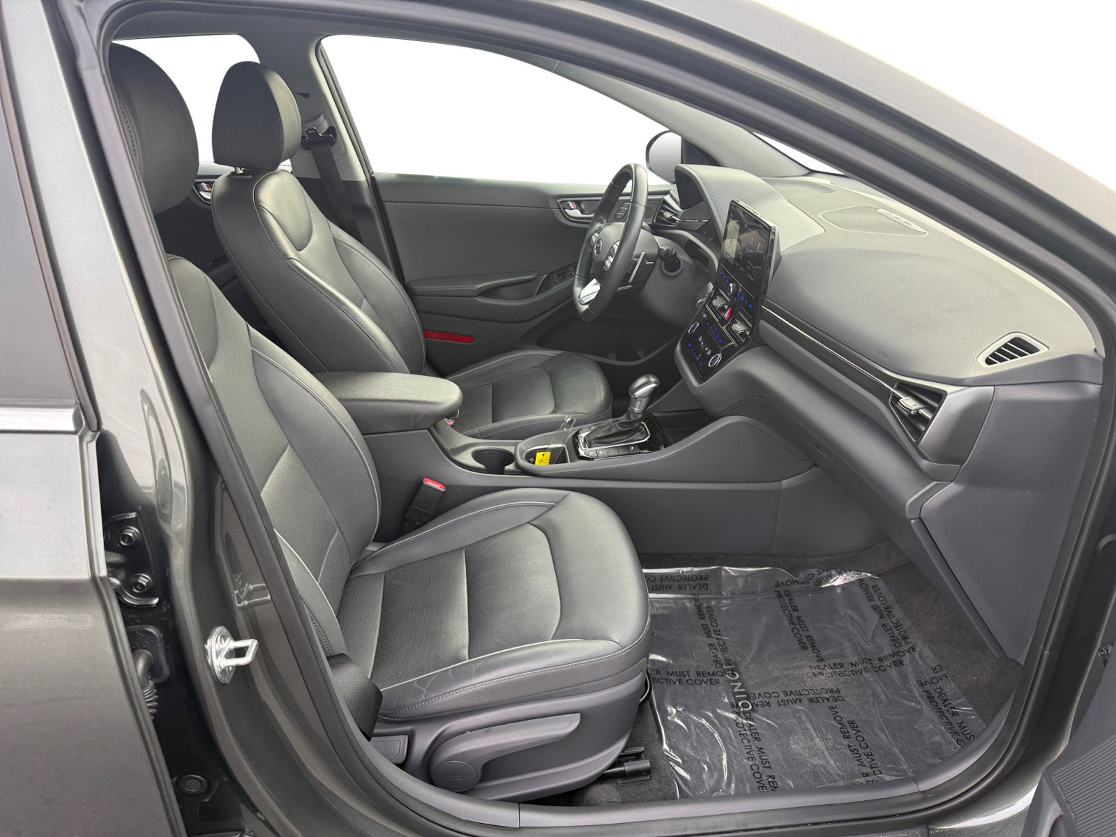 Certified 2020 Hyundai Ioniq Limited image 17
