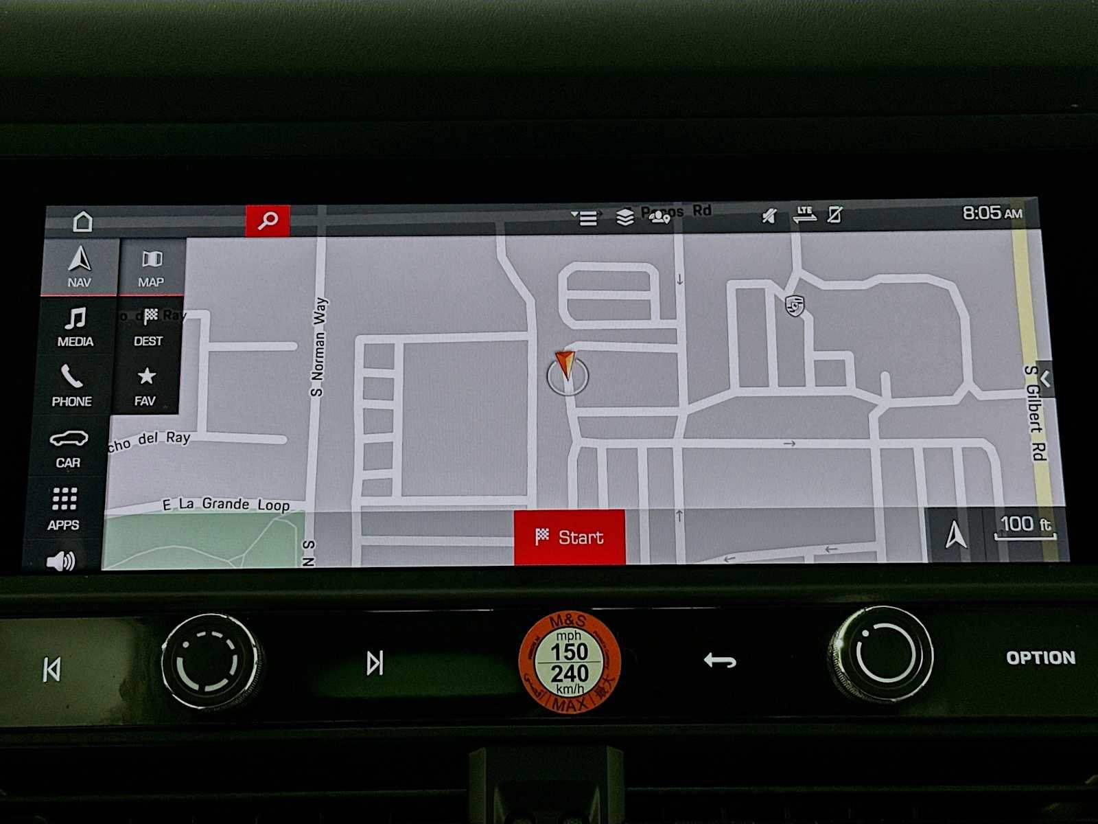 Certified 2025 Porsche Macan image 18