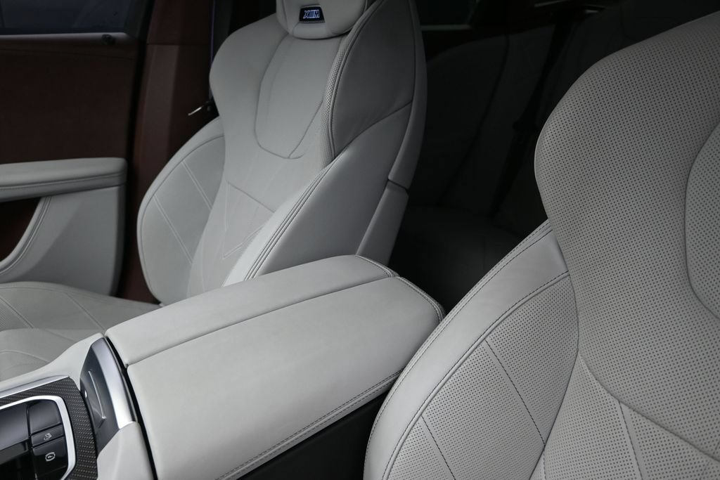 Certified 2023 BMW XM AWD/4WD image 14