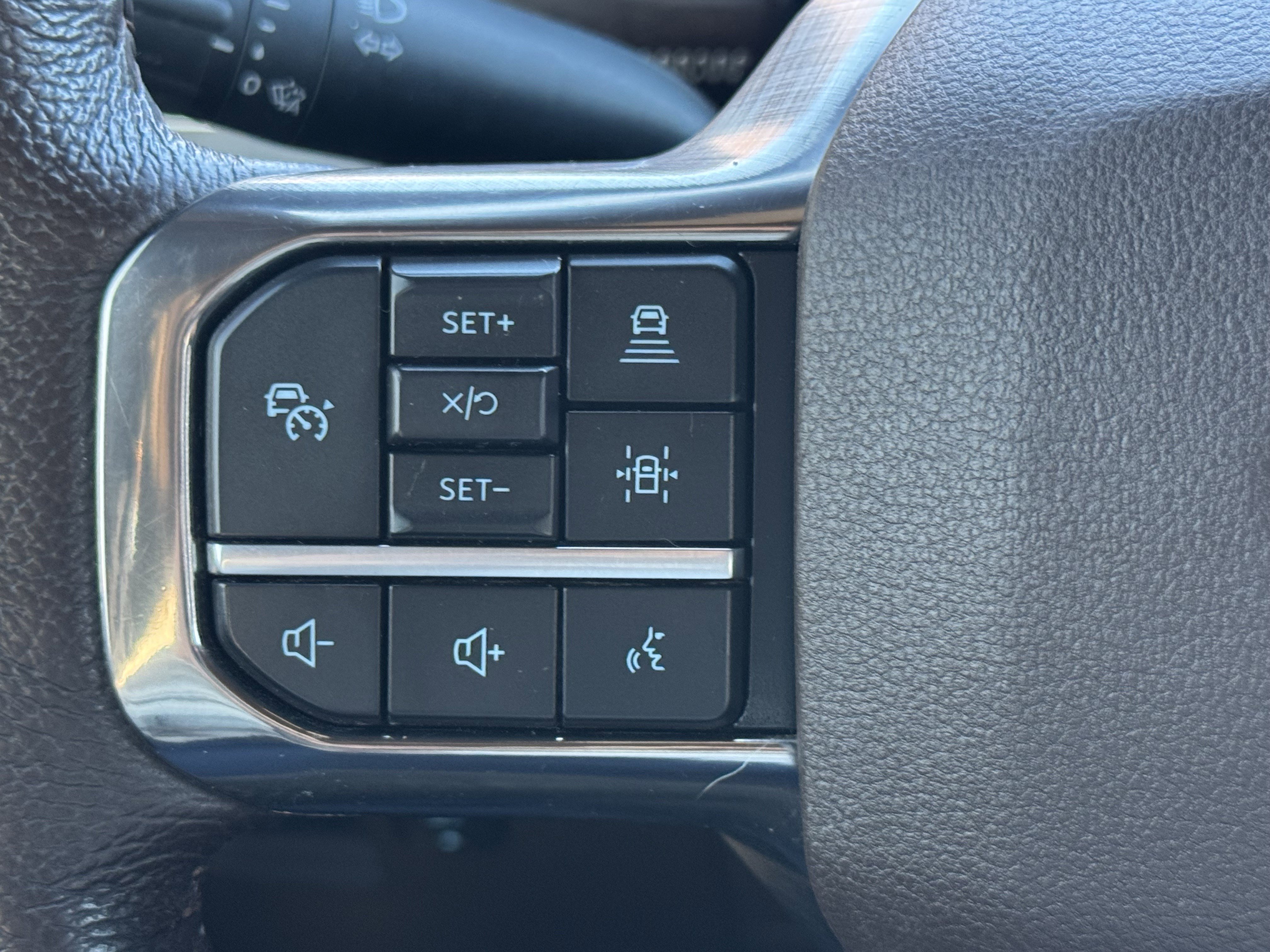 Certified 2022 Ford F150 King Ranch w/ Equipment Group 601A High image 17