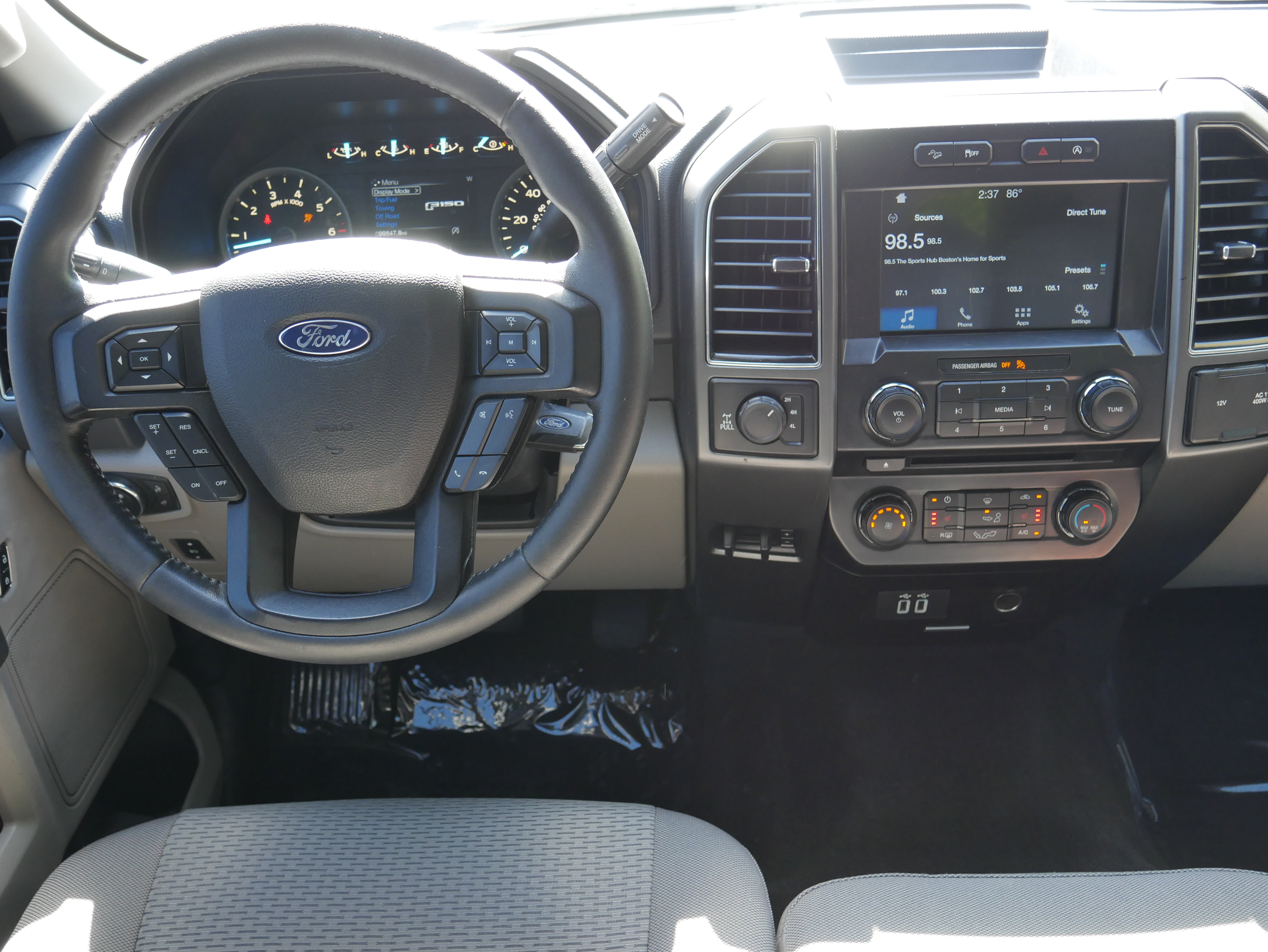 Used 2018 Ford F150 XLT w/ Equipment Group 302A Luxury AWD/4WD image 17