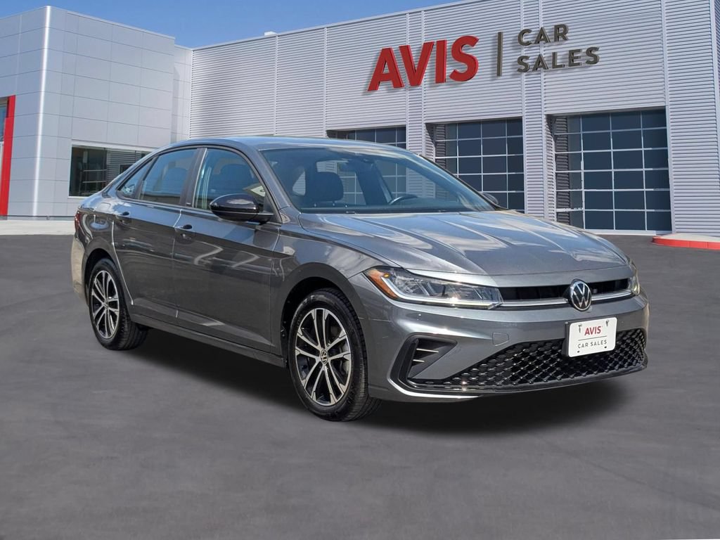 Used 2025 Volkswagen Jetta Sport FWD image 9