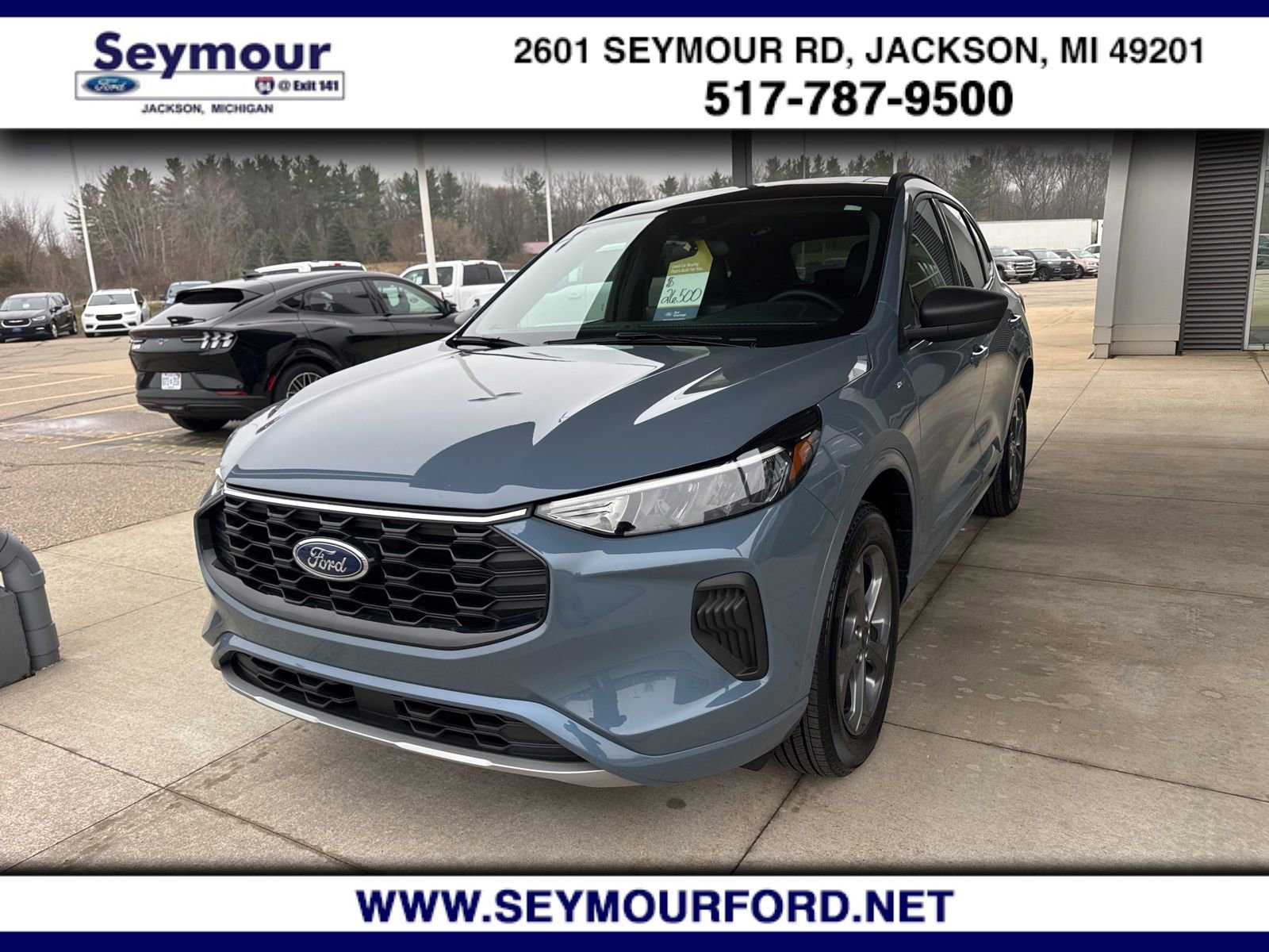 Certified 2024 Ford Escape ST-Line w/ Tech Pack #1 AWD/4WD image 1