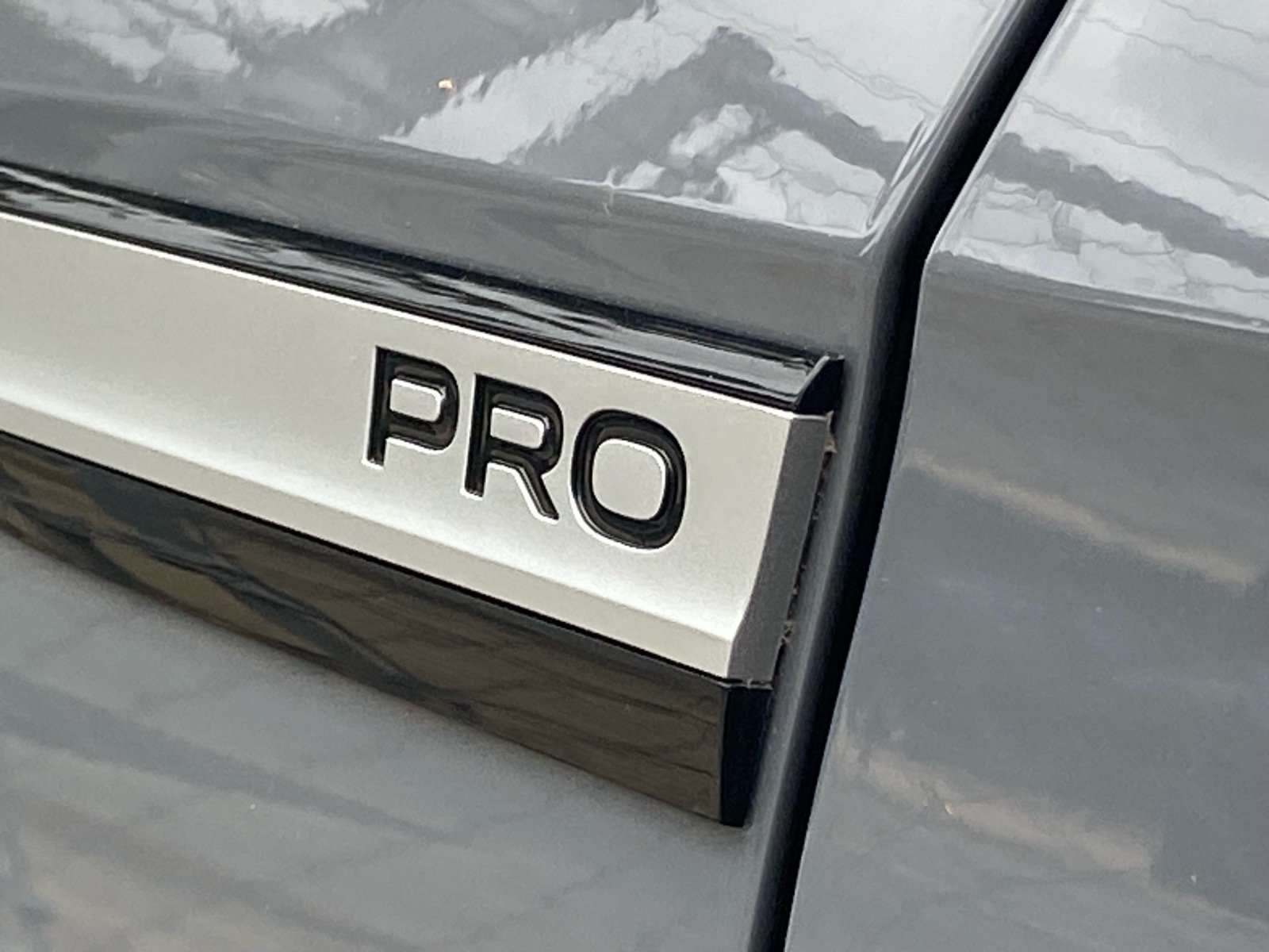 Certified 2023 Volkswagen ID.4 Pro RWD image 2