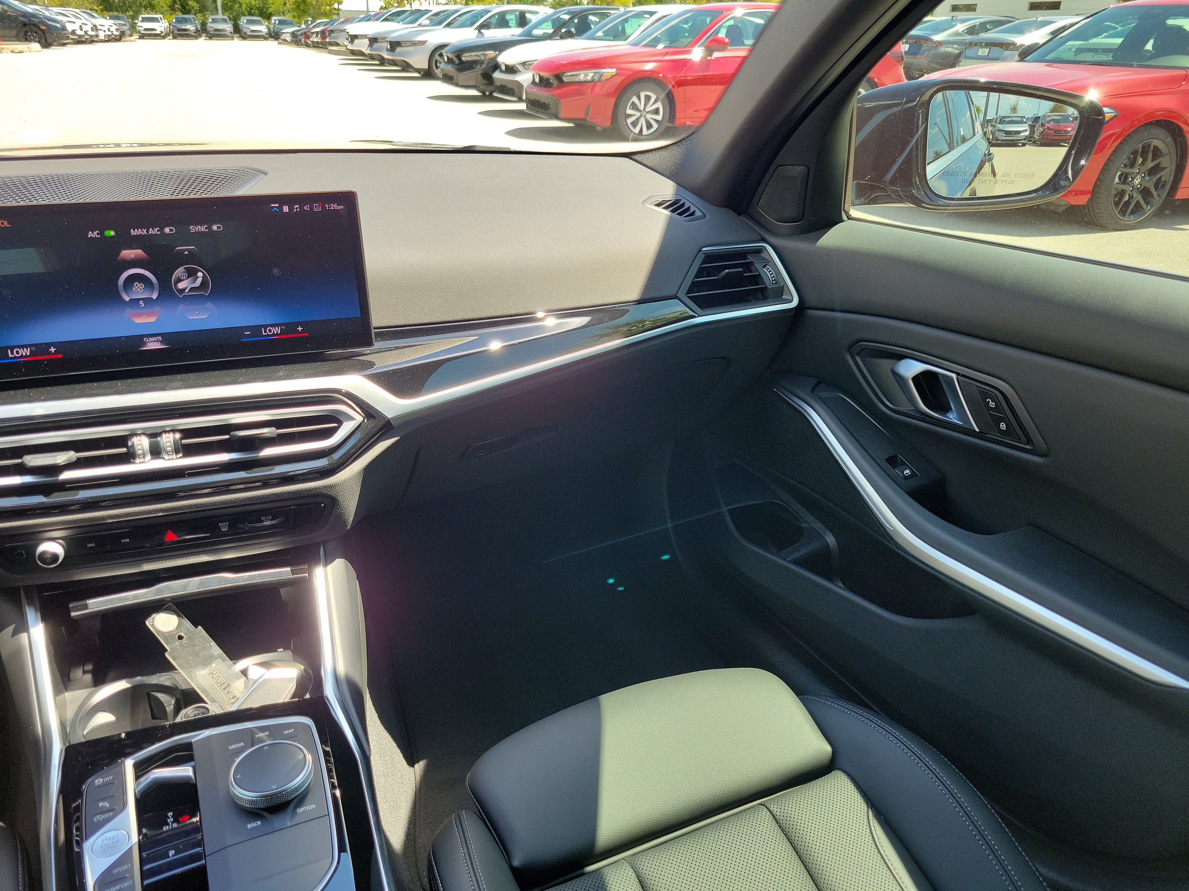 Used 2024 BMW 330i Sedan w/ Convenience Package RWD image 18