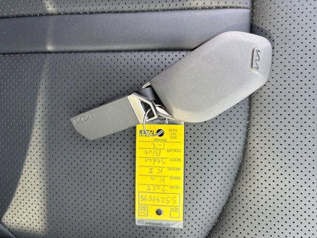 Used 2025 Kia K5 EX image 17